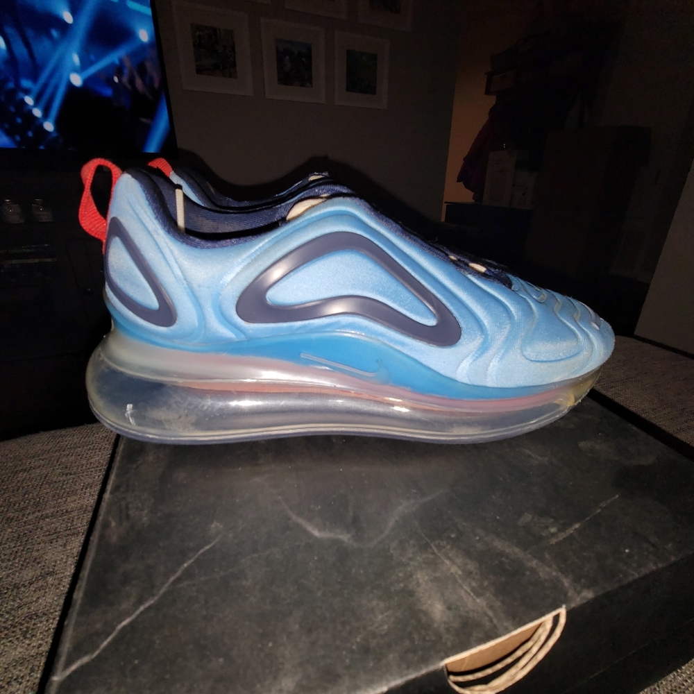 womens airmax 720